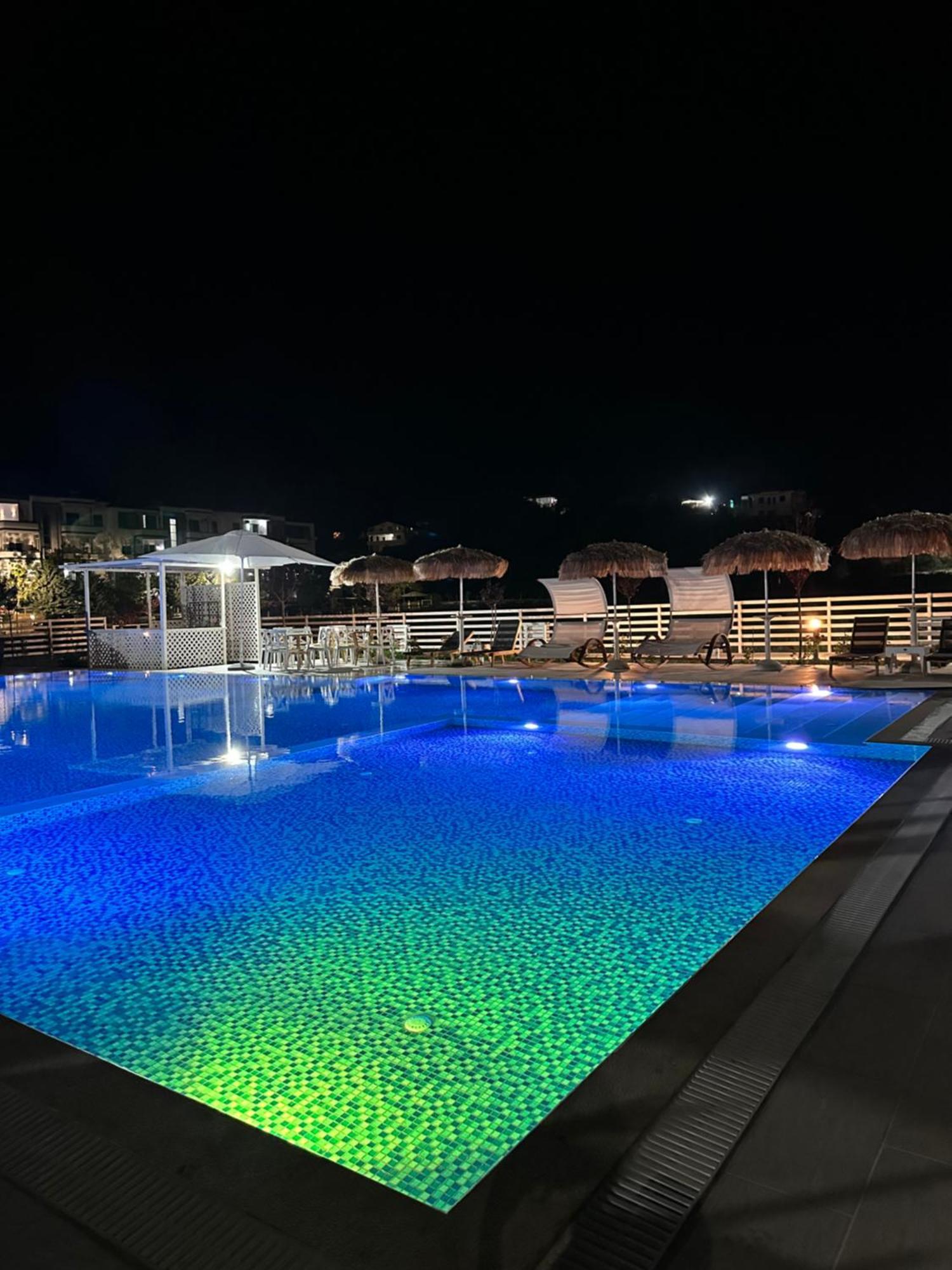 Tea Residence, Gjiri I Lalzit Apartments Durrës Exteriör bild